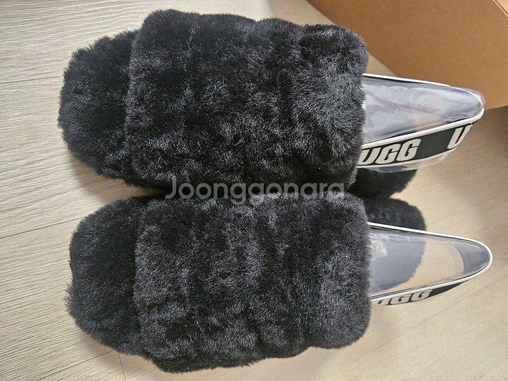 미국 어그 플러프예 슬라이드 우먼 us6, 230사이즈 새상품 블랙--2
