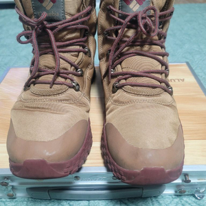 컬럼비아 등산 트레킹 워킹화