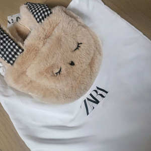 자라키즈 토끼 퍼 가방(새상품) 이미지