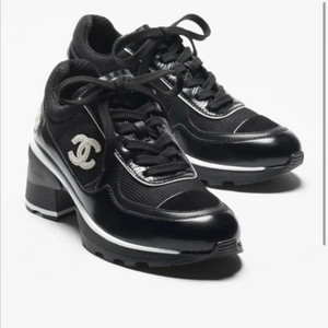 새상품 미개봉)샤넬 신상 스니커즈 블랙 39 (G46871)최저가