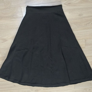 Christian Lacroix 검정 니트 스커트사이즈 76-97(66)