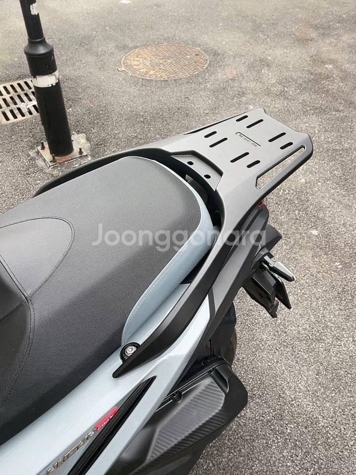 SYM 크루심 조이맥스 125/300 브라켓 일체형 짐대 리다이 탑박스 캐리어 모든년식--1