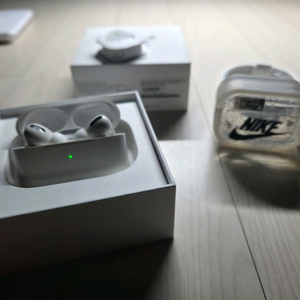 애플 에어팟 프로 1세대 맥세이프 모델 풀박스