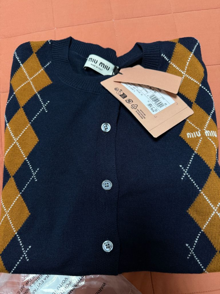 미우미우 가디건--5