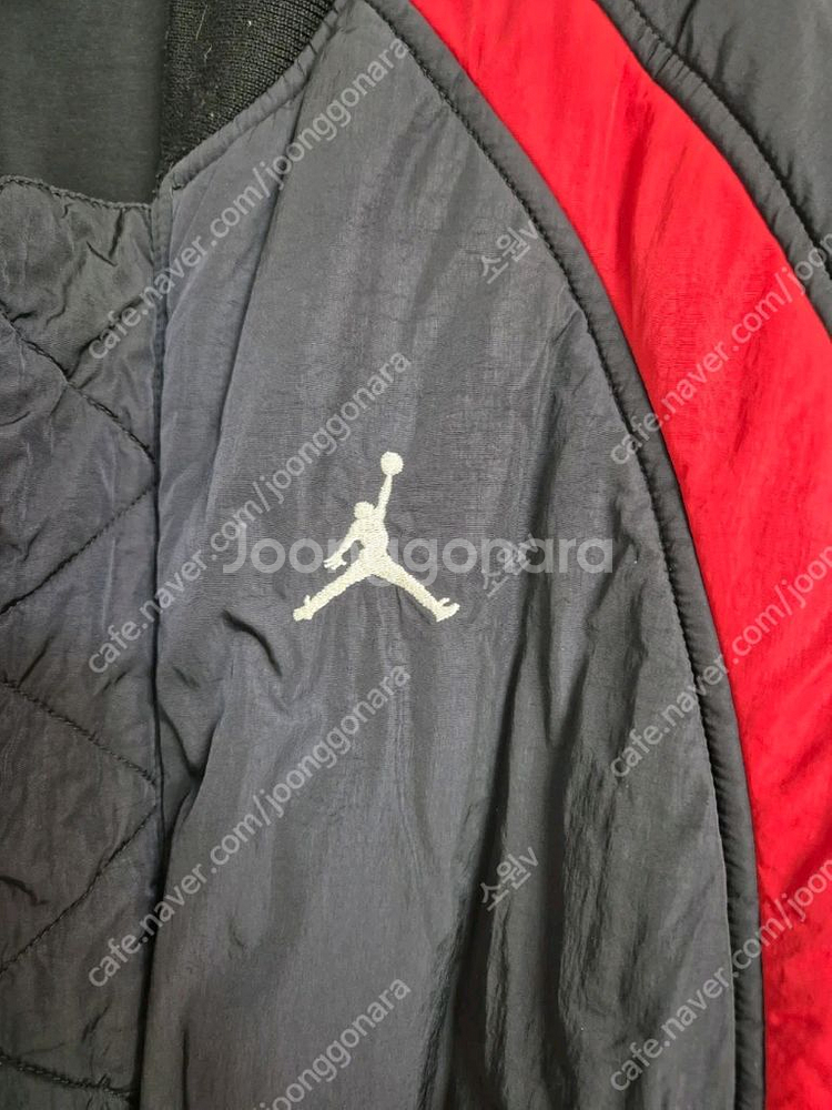 나이키 조던 봄버 점퍼 팝니다--6
