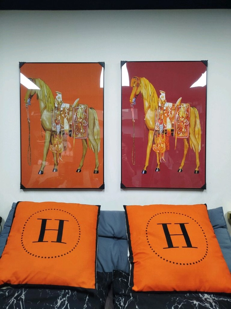 에르메스그림 에르메스액자 말그림 승마그림 대형 그림액자 그림 액자 팝아트 인테리어소품 명품그림 명품액자 에르메스가방 이미지