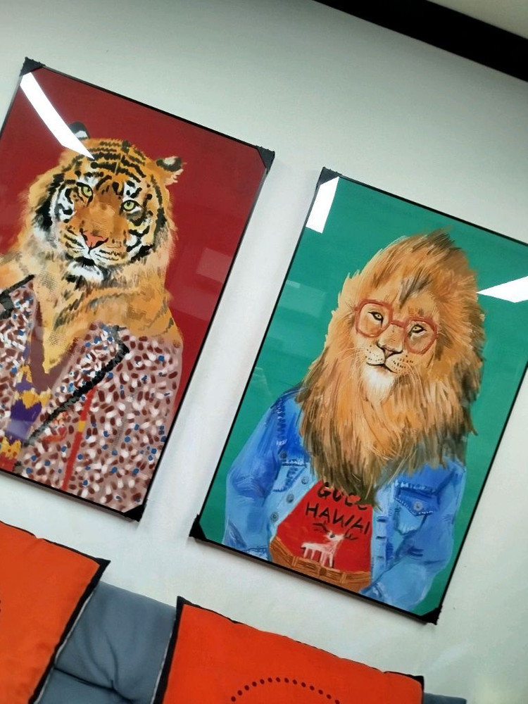 구찌 호랑이그림 사자그림 유화그림 구찌신발 대형 그림액자 그림 액자 팝아트 인테리어소품 명품그림 명품액자 동물그림 이미지