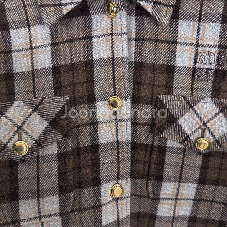 [40] 미우미우 여성 로고 체크 크롭 블루종 자켓 코코아 브라운--4