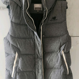 뉴발란스// 오리털 패딩조끼