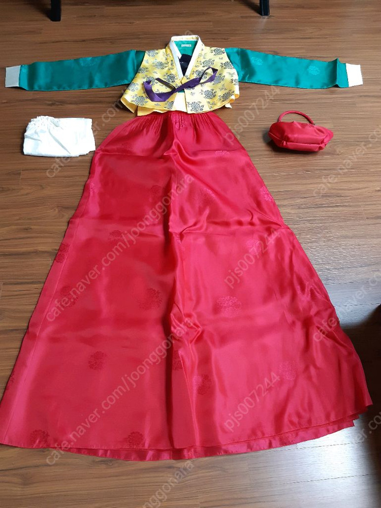 [신품급] 신부 결혼한복 6pcs 풀세트 (청담동 이가경한복) 가격인하--1