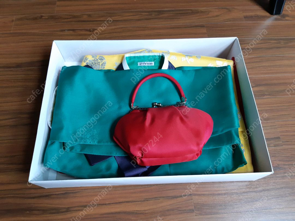 [신품급] 신부 결혼한복 6pcs 풀세트 (청담동 이가경한복) 가격인하--2