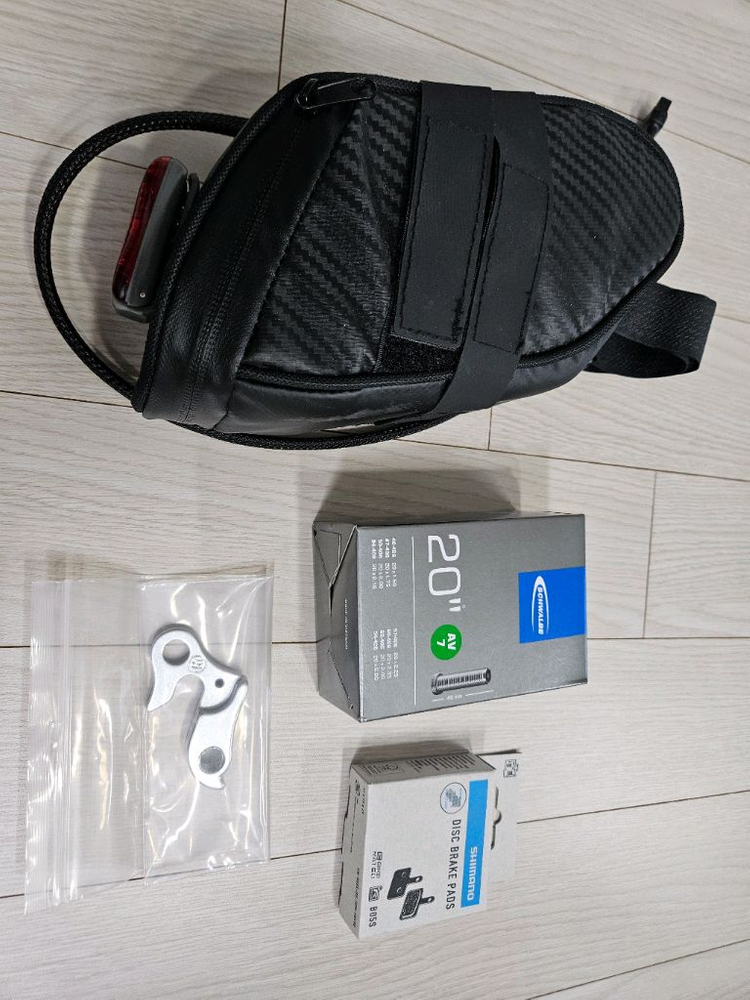 벨로스타 아크틱 34ah 전기자전거 팝니다.(정품 안장 배터리2개 포함 이미지