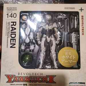 리볼텍 no.140 메탈기어 라이덴(화이트아머)