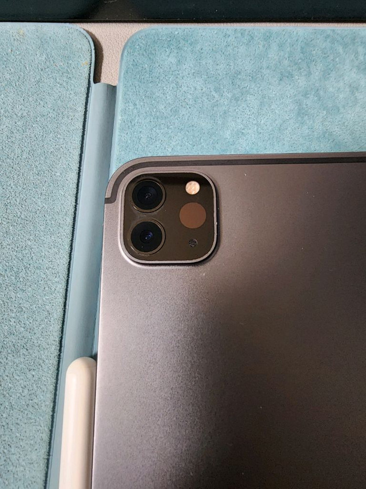 아이패드 pro 4세대 12.9인치 셀룰러 256GB 모델 (애플 펜슬, 정품 케이스 포함) 이미지