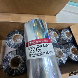 B-324 110x300 9롤 레진 프린터리본 유포 패트 라벨먹지