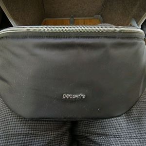 팩세이프 stylesafe 슬링백 팝니다