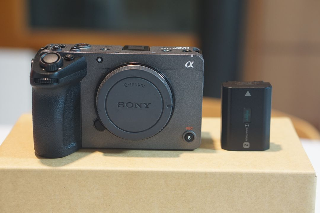소니 FX30 미러리스 카메라 이미지