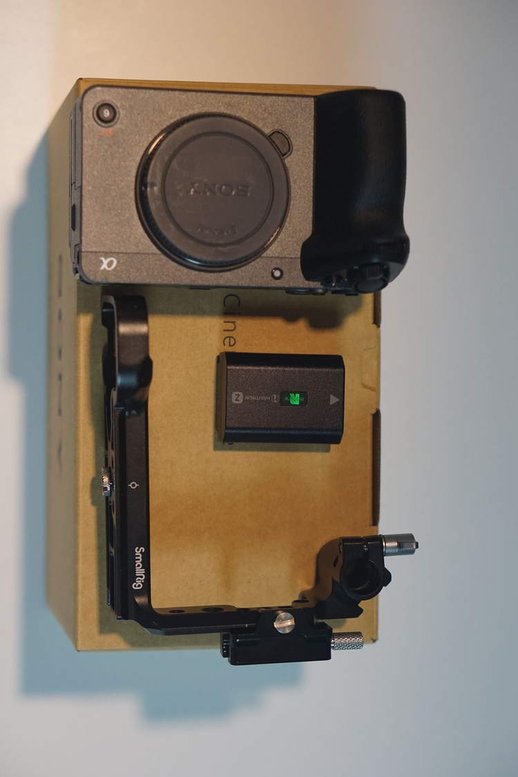 소니 FX30 미러리스 카메라 이미지