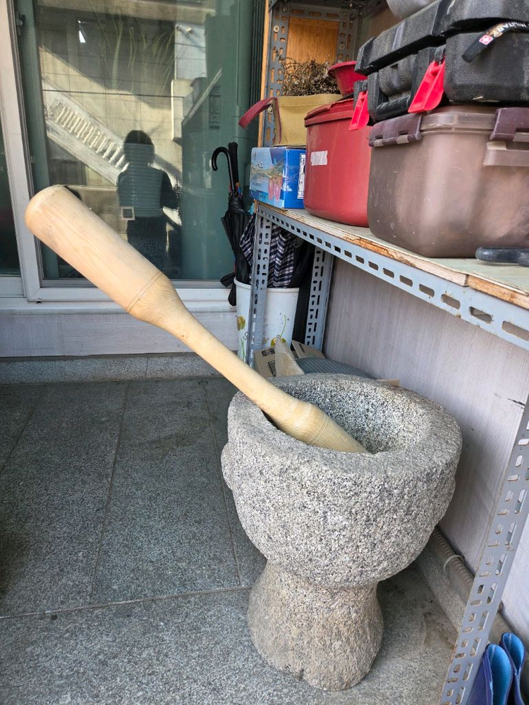 돌절구통 나무방망이--1