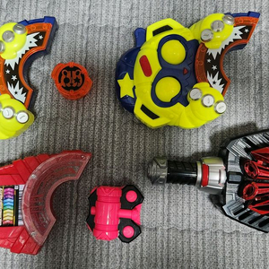 가면라이더 기츠 일괄 또는 개별 판매합니다