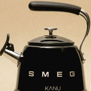 카누 스메그 휘슬주전자 블랙 (새상품)