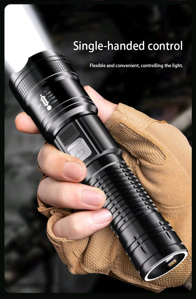 새상품) C충전식 고사양후레쉬 손전등 랜턴 렌턴 방수--6