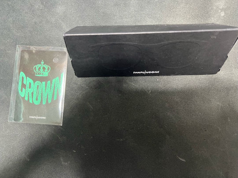 제시)지디 콘서트 굿즈(스티커,방석,포카,안경) 이미지