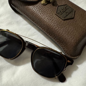 한정판 타르트옵티컬 x 파라노이드 아넬 안경