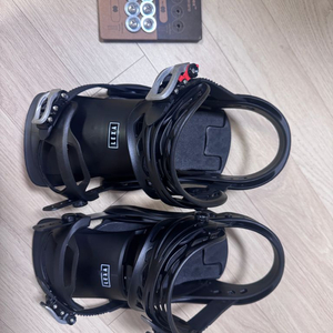 버튼 렉사 바인딩 S , 버튼 부츠 230 사이즈 세트 팝니다