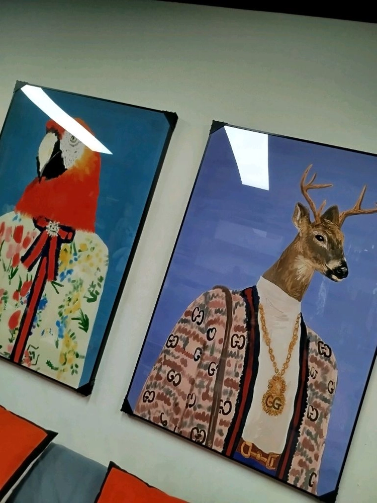 동물그림 새그림 앵무새그림 구찌 그림액자 그림 액자 팝아트 명품그림 명품액자 럭셔리 인테리어소품 인테리어 거실 꽃 이미지