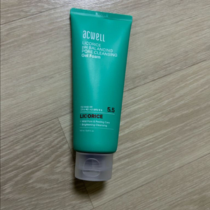 (새상품) 아크웰 감초수 피에이치 밸런싱 포어 클렌징폼 160ml