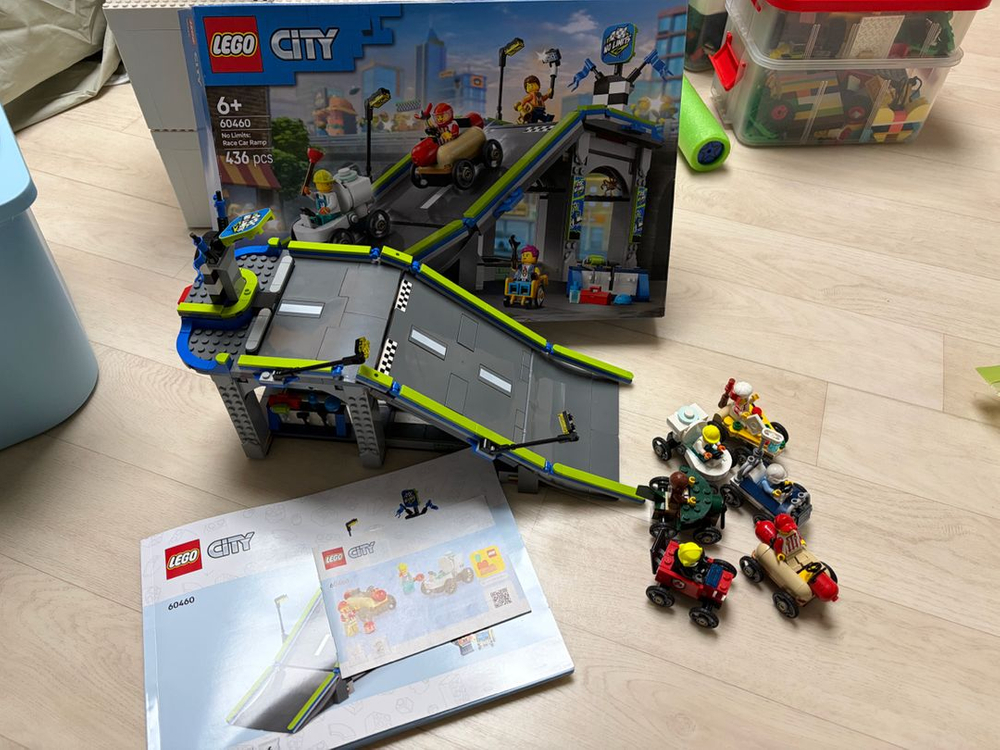 [1회조립] 레고 60460+60458,60459 무한한 도전: 레이스 카 경사 트랙 및 자동차 추가 4대 이미지