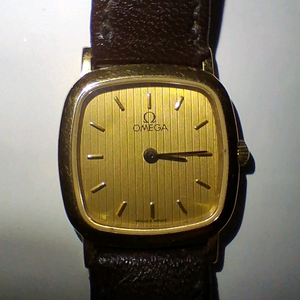 오메가 드빌De ville 여성용23mm