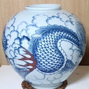 비룡승천문 청화백자