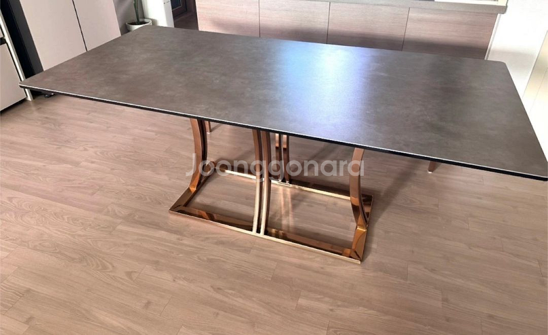 6인용 머드색상 세라믹식탁+벤치의자--1