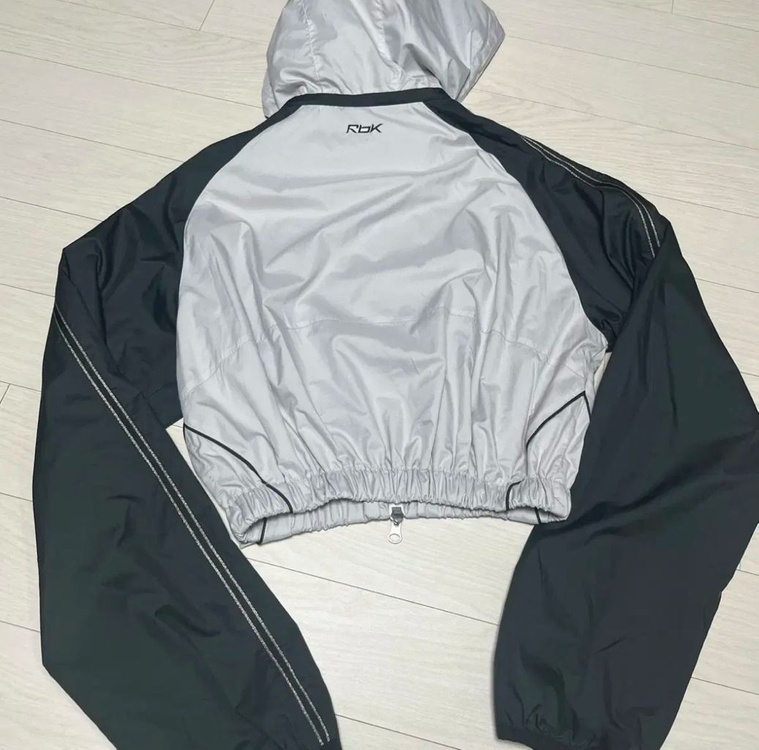 김코디 재미삼아 리폼 크롭 빈티지 커스텀 바막 리복 후드 바람막이 집업 그레이--1