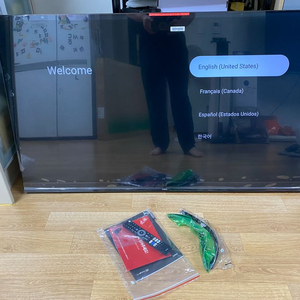 더함 55인치 스마트TV QLED 미사용새제품 판매해요