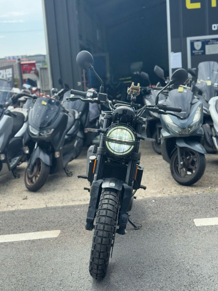 허스크바나 스바르트필렌401 이미지