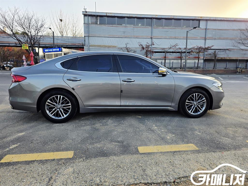 [현대]그랜저 IG 2.4 GDI 프리미엄 기본형 #가을특가--2