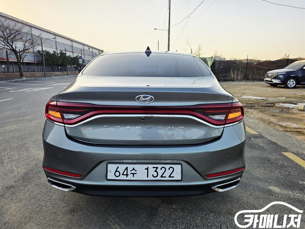 [현대]그랜저 IG 2.4 GDI 프리미엄 기본형 #가을특가--1