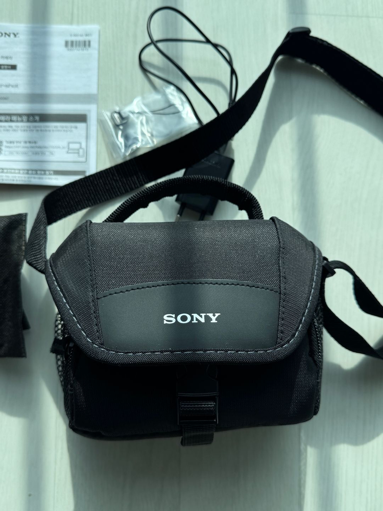 소니 DSC-RX100M7 디지털카메라 이미지