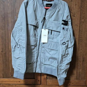 내셔널 지오그래픽 남녀공용 플라이트 로우머스 항공 점퍼 100 사이즈