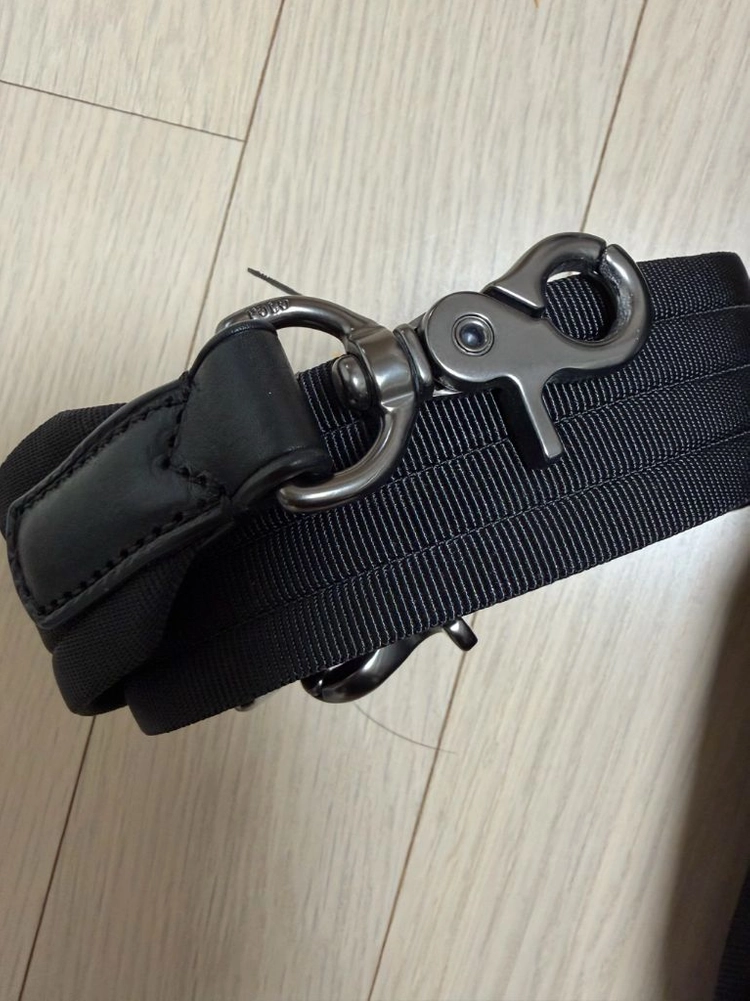 폴로 블랙가죽 서류가방 판매합니다 이미지