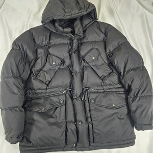 유니폼브릿지쉘터다운