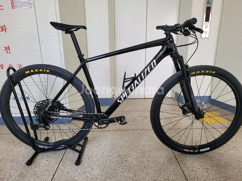 스페셜라이즈드 에픽 하드테일 베이스 xl--0