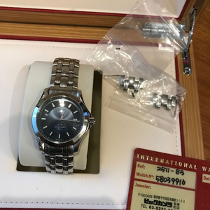 오메가 씨마스터 쿼츠