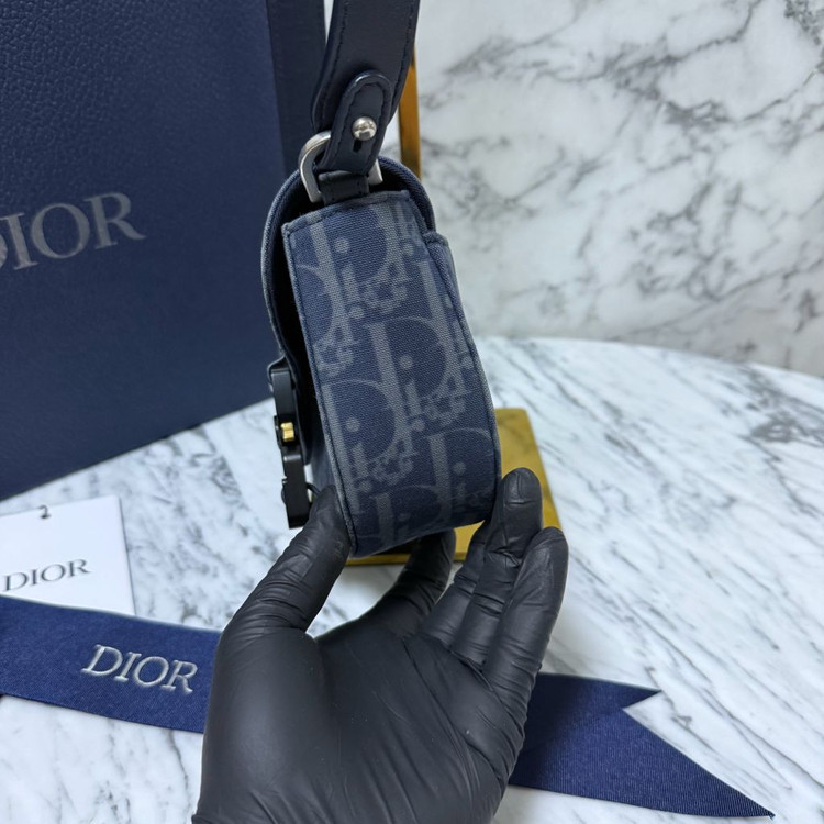 디올x데님 티어스 오블리크 새들 미니 플랩 크로스백 메신저백--3