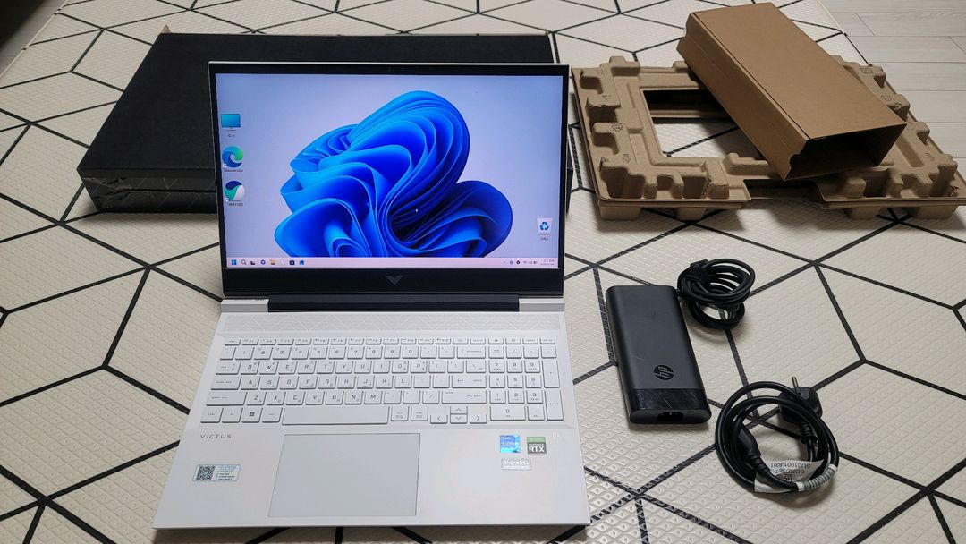 [HP] 노트북 VICTUS 16 인텔i7-11800H/ 16GB/ RTX3050Ti--5