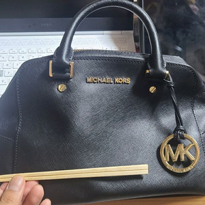 마이클코어스 가방/숄더백/크로스백/핸드백