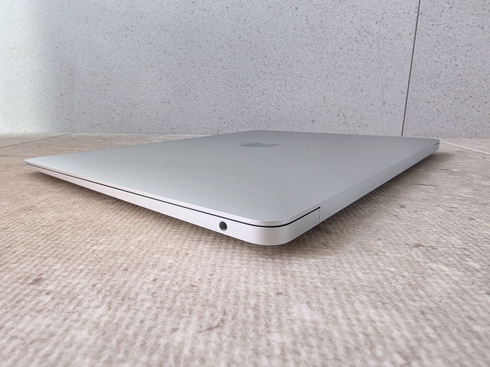 (배터리97) 맥북 에어 M1 13인치 8g 256g 실버--2